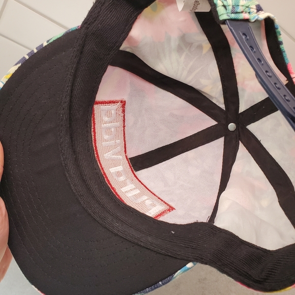 Pura Vida Snap Back Cap Hat - Picture 4 of 5